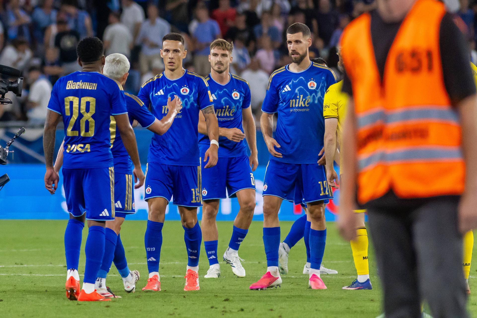 Liga majstrov play off / Futbalisti ŠK Slovan Bratislava pred NK Celje