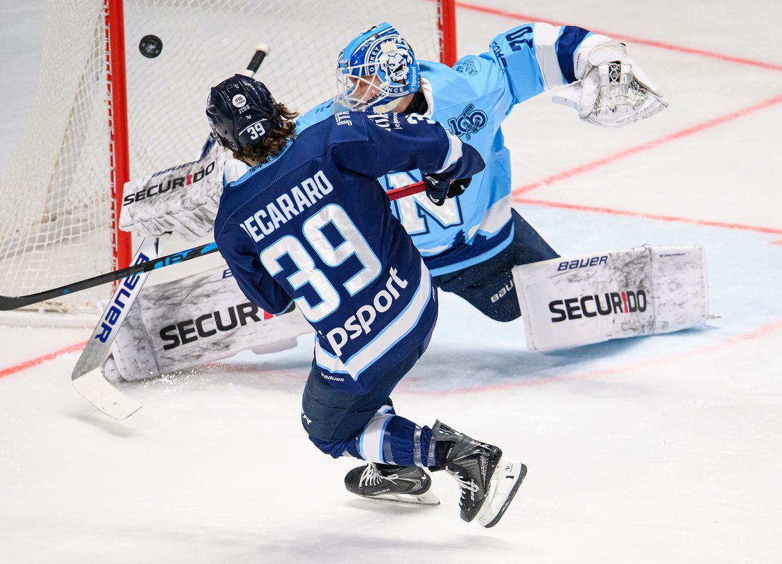 Obrovská dráma, Slovan ožil v hre bez brankára. Nitra potvrdila, že sa jej v Bratislave darí