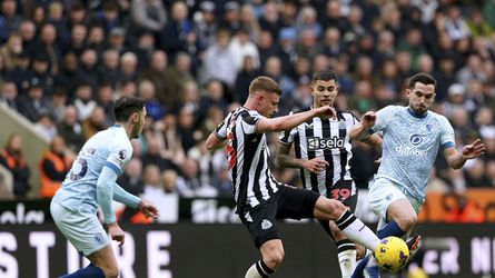 Newcastle musel po Dúbravkovej chybe doťahovať zápas: Som rád, že sme neprehrali