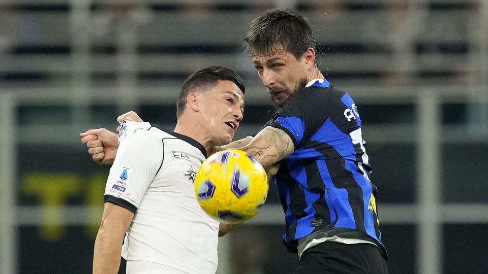 Obrancu Interu Miláno zbavili obvinení z rasizmu, obeťou mal byť Lobotkov spoluhráč