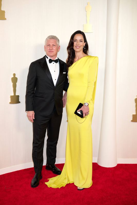 FOTO Bastian Schweinsteiger schytáva v Nemecku kritiku. Voči Ane Ivanovičovej sa zachoval ako zbabelec