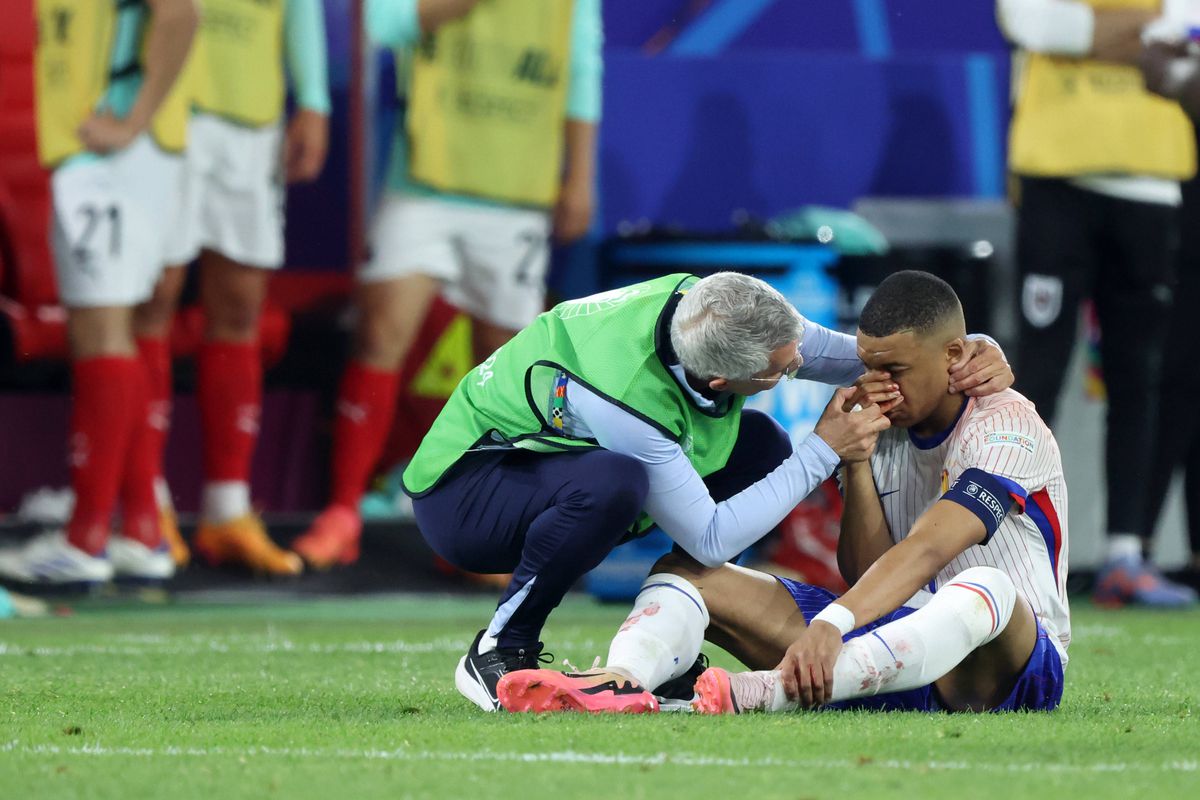 EURO 2024 – football / Kylian Mbappé victime d’une fracture