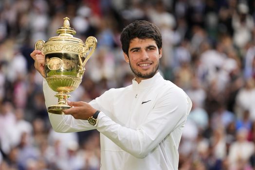 Carlos Alcaraz si na Wimbledone poriadne zarobil. Koľko peňazí dostal za víťazstvo?