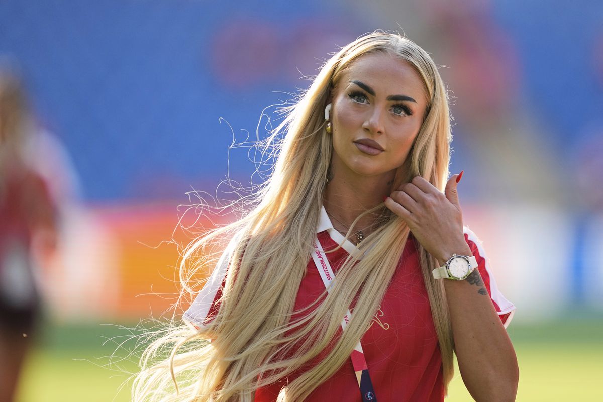 Zlodeji sa vlámali do domu Alishy Lehmanovej. Ukázala spúšť, ktorú po sebe zanechali