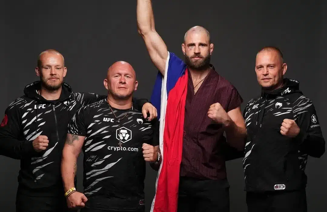 Užite si túto Cestu! Jiří Procházka posiela silný odkaz fanúšikom aj celému národu