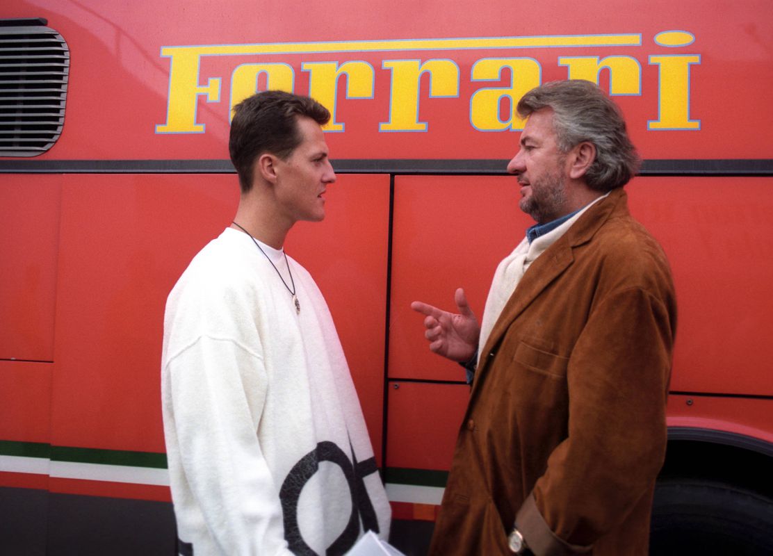 Brutálny útok. Dôverníka Michaela Schumachera okradli vo vlastnej vile, zlodeji ho zviazali a zbili