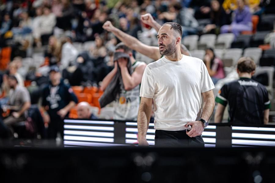 Tipos SBL: Šesť prehier v rade a okamžitý vyhadzov srbského trénera. Handlovú dočasne povedie kapitán