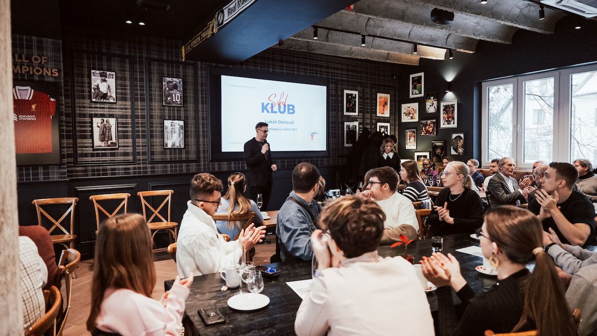 Poďakovanie dvanástemu hráčovi i dobrovoľníkom aj s účasťou majstrov Európy