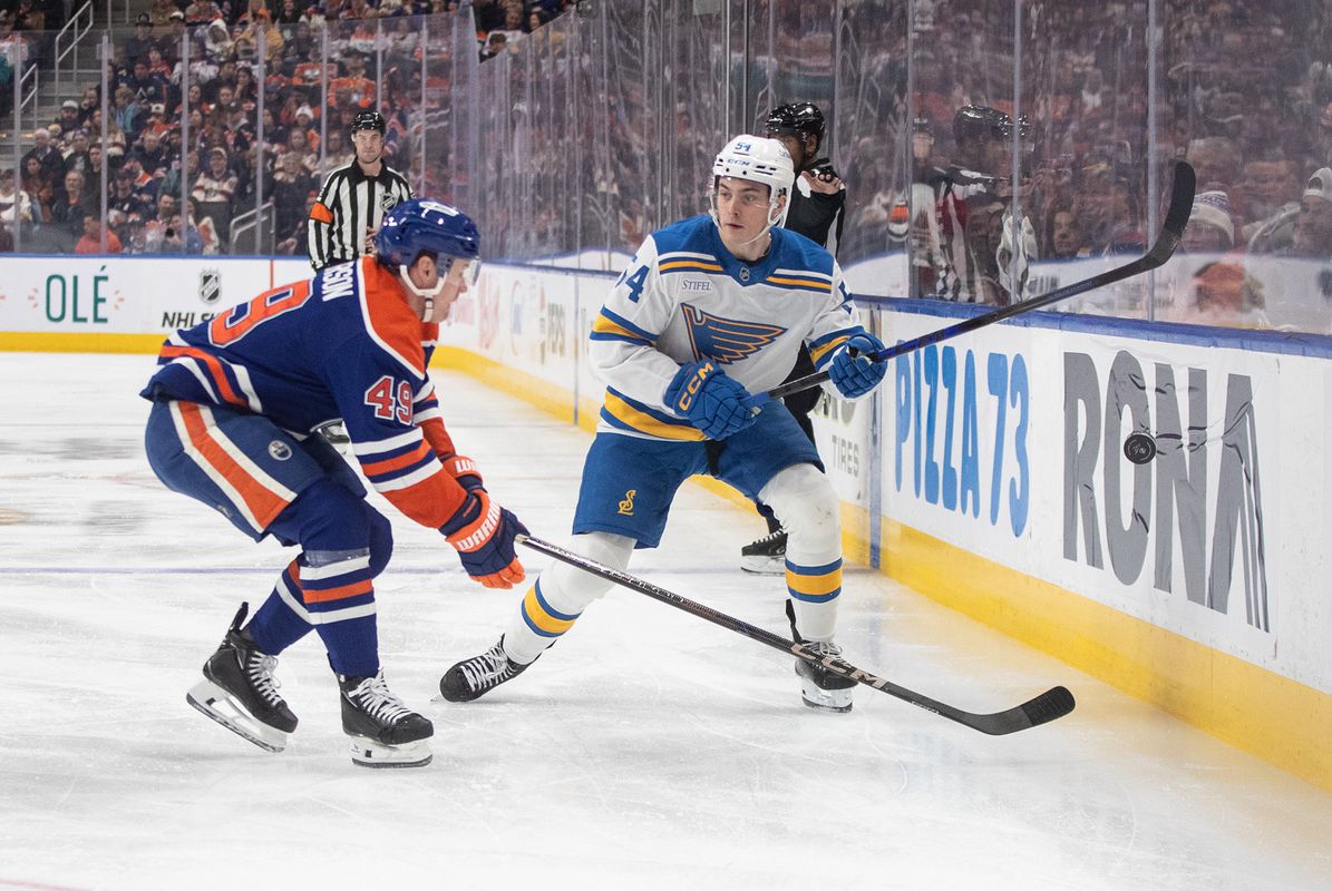 VIDEO Dalibor Dvorský dostal krutú lekciu od Edmontonu. Erik Černák sa tešil z triumfu