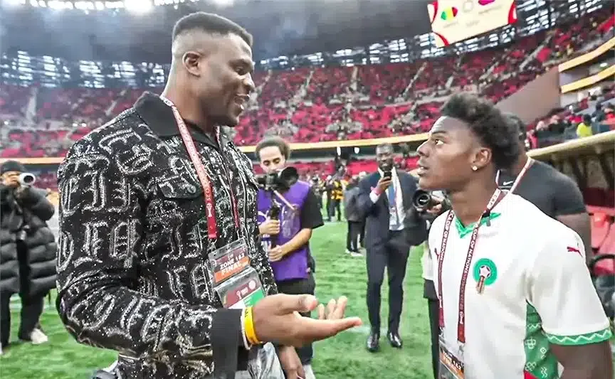 VIDEO Úder pod pás! Influencer IShowSpeed pocítil silu bývalého šampióna UFC Francisa Ngannoua