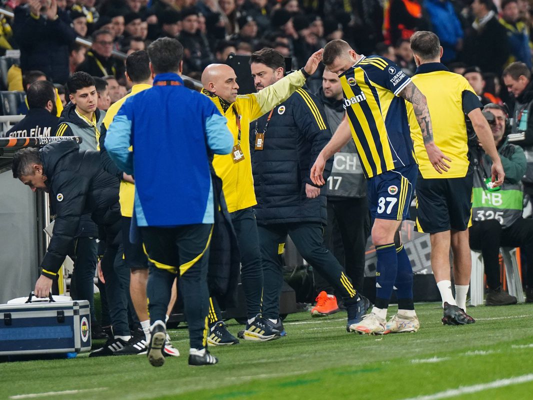 Škriniar neodohral ani 30 minút, Fenerbahce pomôže už iba zázrak. Plzeň odvrátila prvú prehru