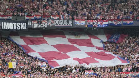 Chorváti odhalili dresy na EURO a fanúšikovia nešetria kritikou: Najodpornejšie, aké sme kedy mali!
