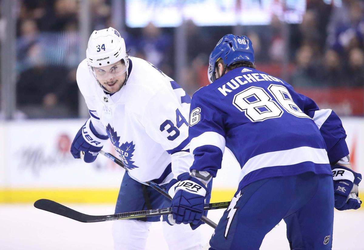 素晴らしいパフォーマンス。 私たちは、NHL のレギュラー シーズンで最も生産的な選手と最高の得点者を知っています。