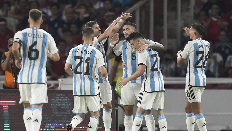 Argentína si poradila v príprave aj bez Messiho, Jordánsko zdolalo Jamajku