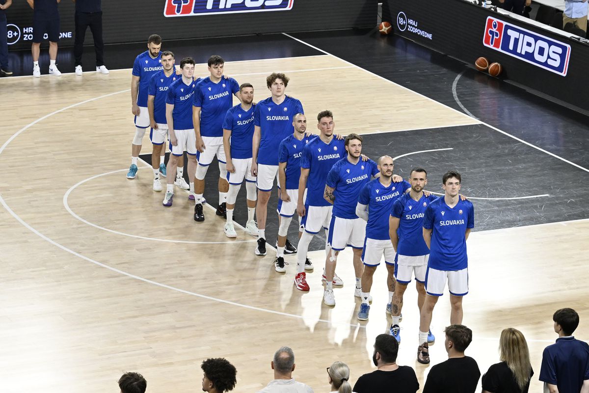 Slovenskí basketbalisti začínajú od úplného dna. Tréner nominoval viacerých nováčikov