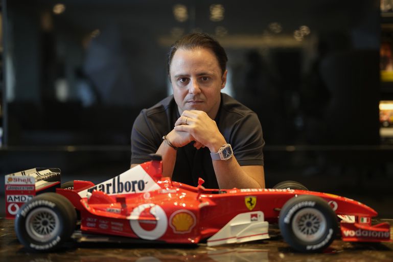Bývalý majiteľ Formuly 1 sa snaží umlčať Felipeho Massu