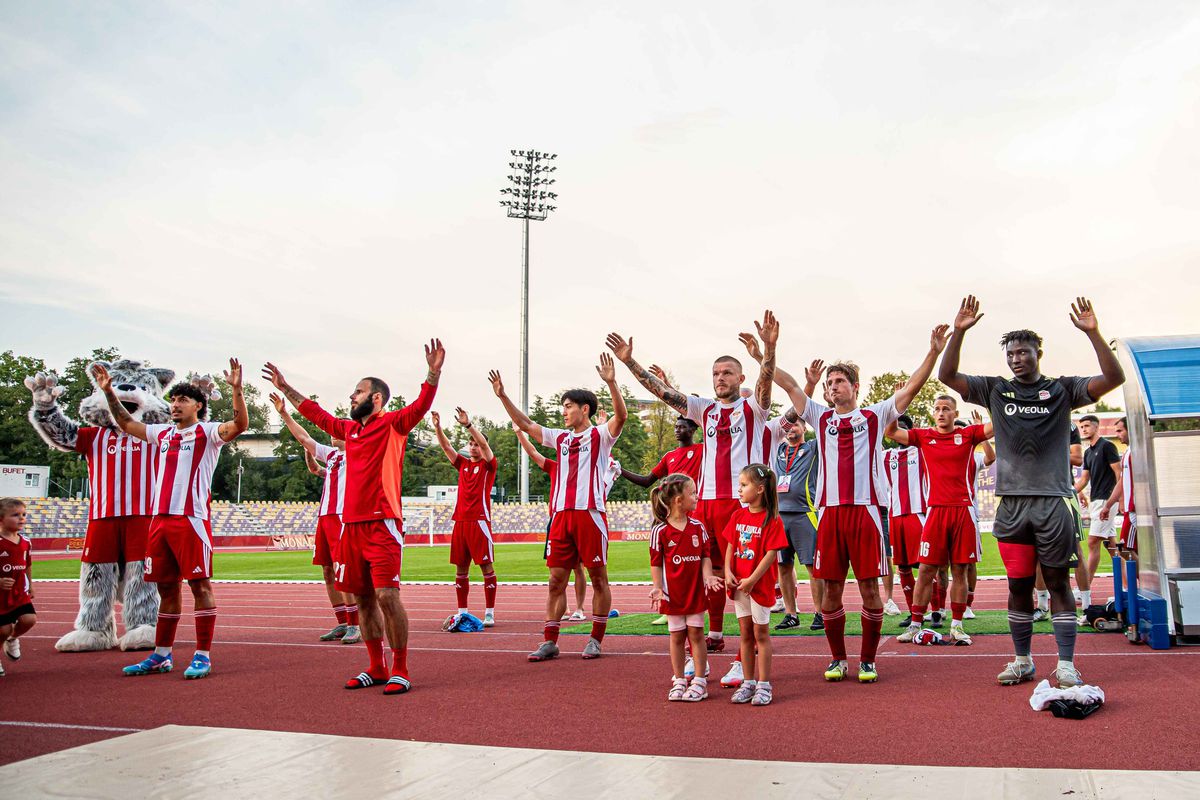 Náskok je veľký, ale nie je nedostihnuteľný. Jarábek chce od svojich zverencov viac