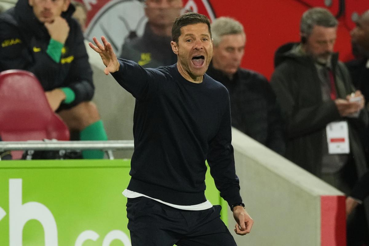 Toto nestači! Som sklamaný. Čo povedal Xabi Alonso po potupnej prehre Chelsea v Premier League?