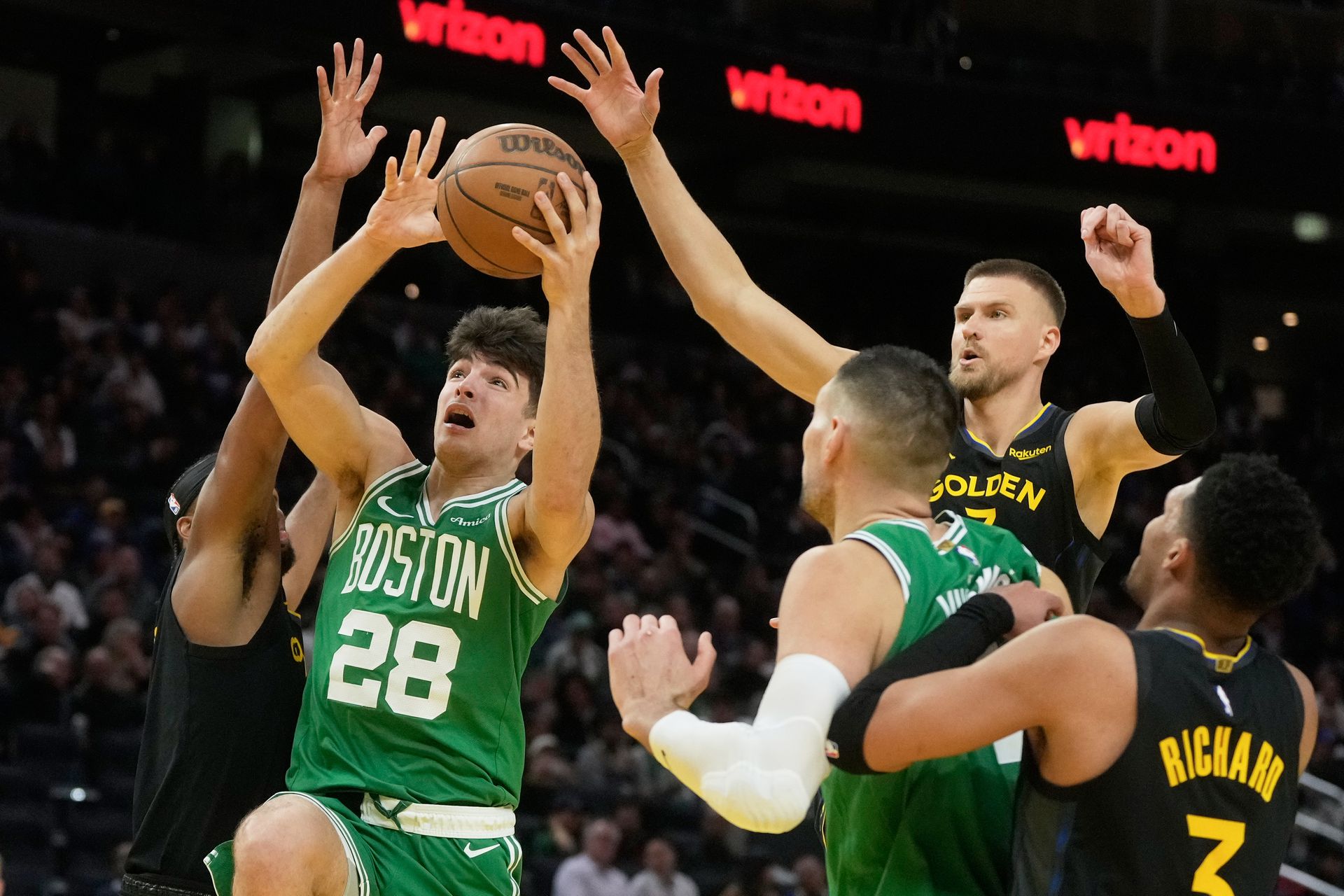 Golden State Warriors - Boston Celtics. Zdroj: SITA/AP