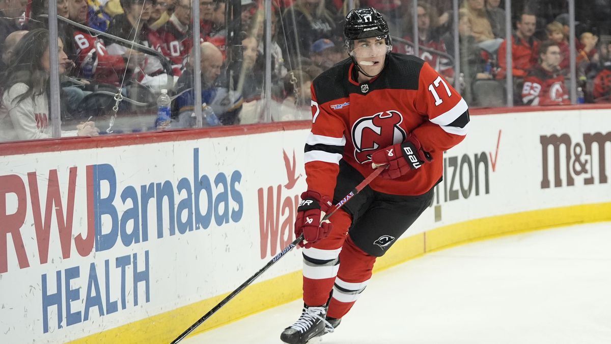 NHL - Šimon Nemec nadchol hneď v prvom zápase. Nadšený bol aj tréner ...