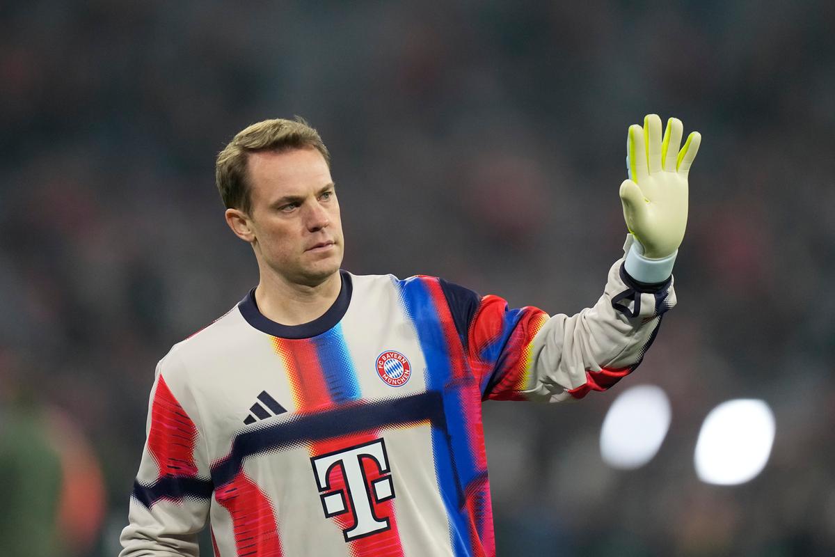 Manuel Neuer sa uskromnil. V drese Bayernu Mníchov ho uvidíme aj v budúcej sezóne