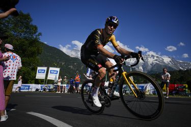 Tour de France 2023: Líder Vingegaard prišiel o veľkého pomocníka. Van Aert sa rozhodol skončiť