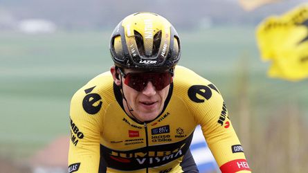 V júli pomohol Vingegaardovi získať titul na Tour de France, teraz pre sdcové problémy končí kariéru