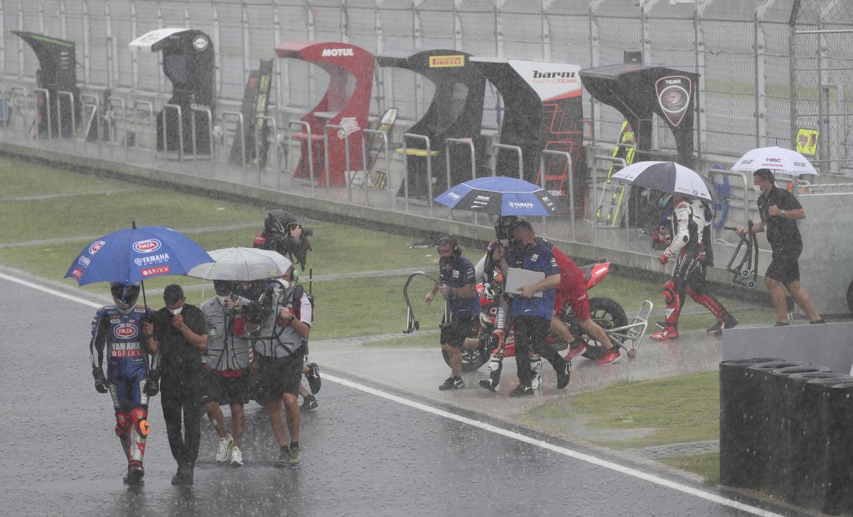 MotoGP: Šok pre Yamahu! Šampión vynechá zvyšok ročníka a vývoj motocykla je v ohrození