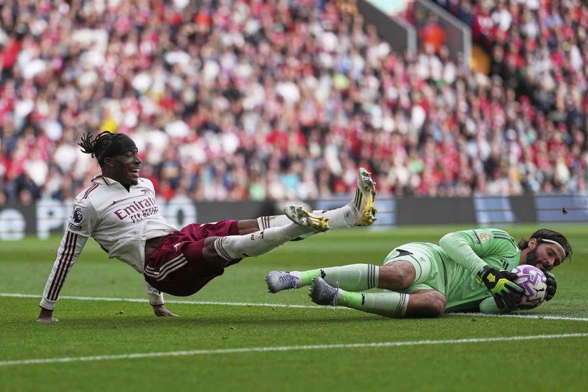 Po jeho zranení prišla katastrofa. Liverpool sa teší z návratu brankárskej jednotky do tréningu