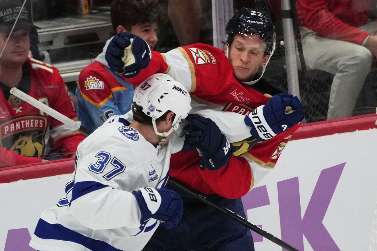 Tréner Floridy sa môže aj zblázniť. Maródku rozšíril ďalší hráč, popálil sa pri grilovaní