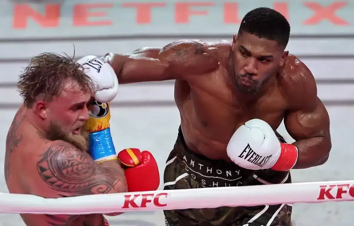 Totálne fejkové a šaškáreň? Reakcie bojovníkov na boxerský zápas Jake Paul vs Anthony Joshua