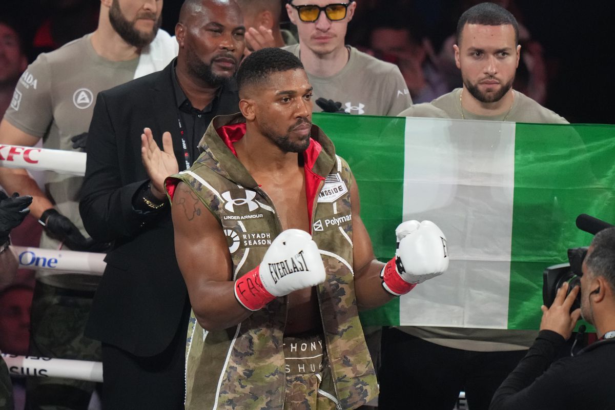 Šokujúce správy. Anthony Joshua bol súčasťou dopravnej nehody, pri ktorej zomreli dvaja ľudia