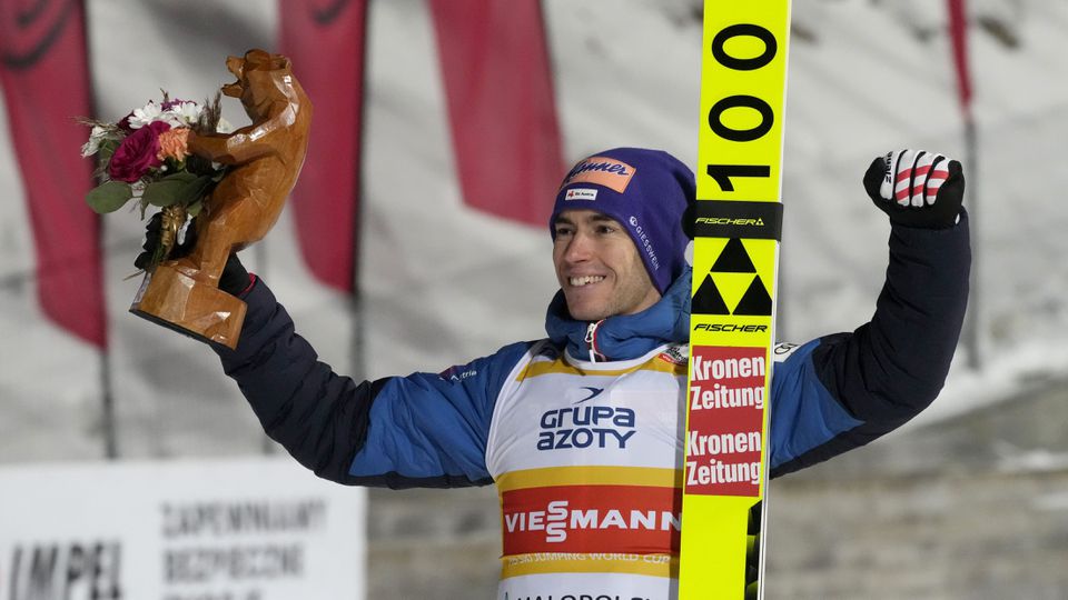 Skoky na lyžiach: Stefan Kraft zvíťazil v Zakopanom. Pre Rakúšana je to siedmy triumf v sezóne