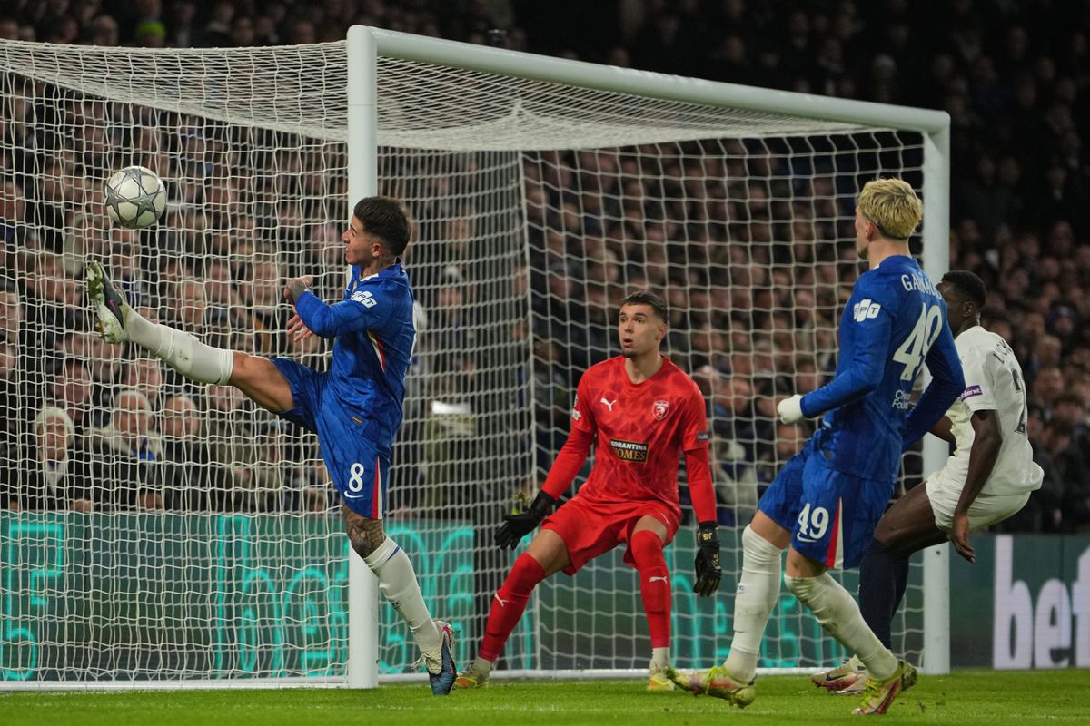 Futbalisti Chelsea to napokon zvládli. S outsiderom z Cyprusu si tesne poradili