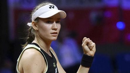 WTA Madrid: Rybakinová aj Sobolenková zvládli svoje prekážky v štvrťfinále a narazia na seba v semifinále