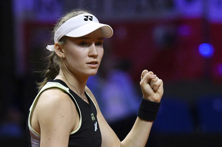 WTA Madrid: Rybakinová aj Sobolenková zvládli svoje prekážky v štvrťfinále a narazia na seba v semifinále