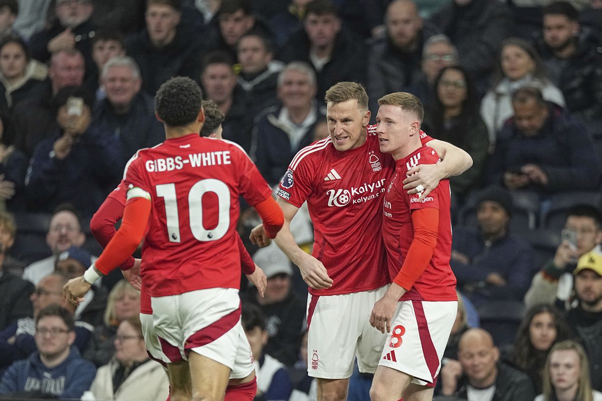 West Ham nezvládol ďalší kľúčový zápas v boji o udržanie sa, proti Nottinghamu stratil vedenie