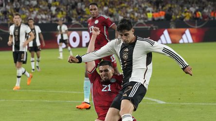 Nemecko si musí v príprave poradiť bez stredopoliara Arsenalu