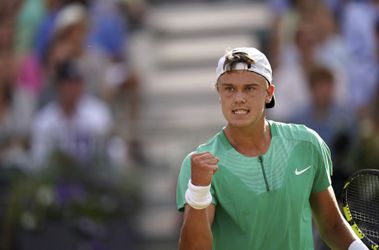 ATP Queen's Club: Holger Rune postúpil do štvrťfinále