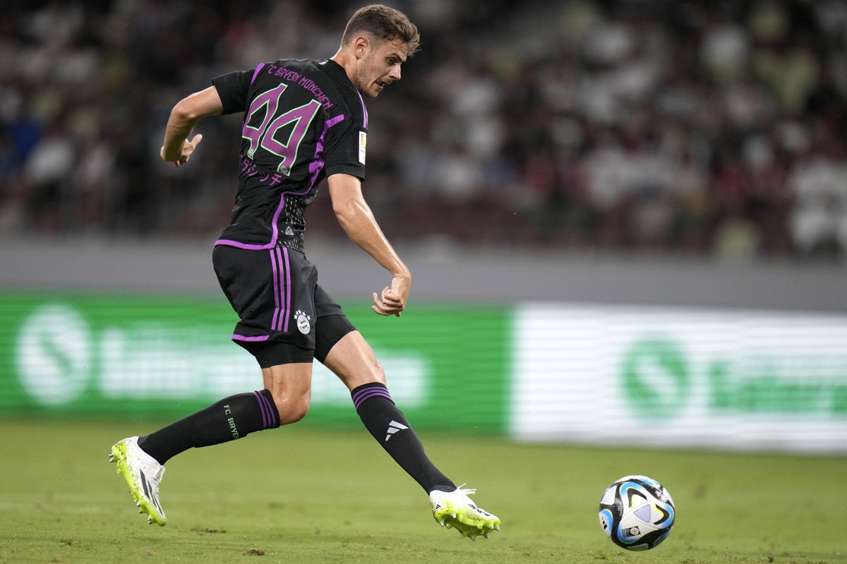 Bayern Mníchov má problémy so zraneniami. Z hry vypadol ďalší obranca