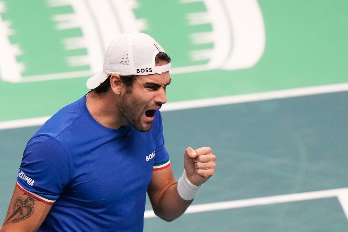 Taliani uspeli v semifinálovom súboji tímových jednotiek a priblížili sa k obhajobe titulu