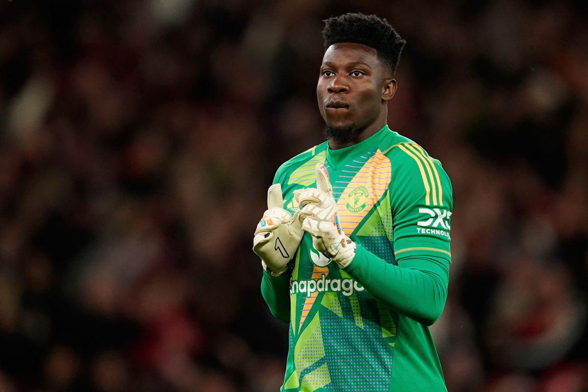 Onana nemá miesto v Manchesteri United, tvrdí byvalý útočník červených diablov