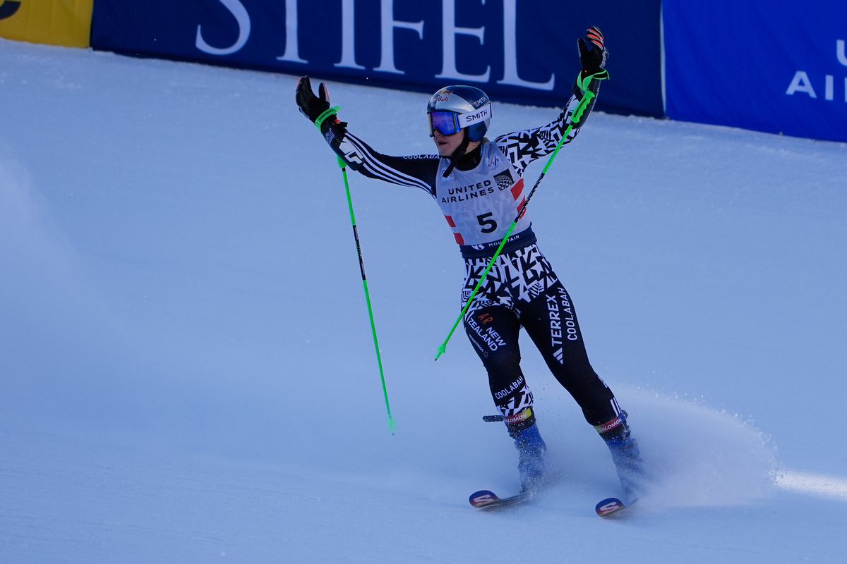 Lietajúci syr a prerušené preteky. Líderka dvoch disciplín bola nahnevaná