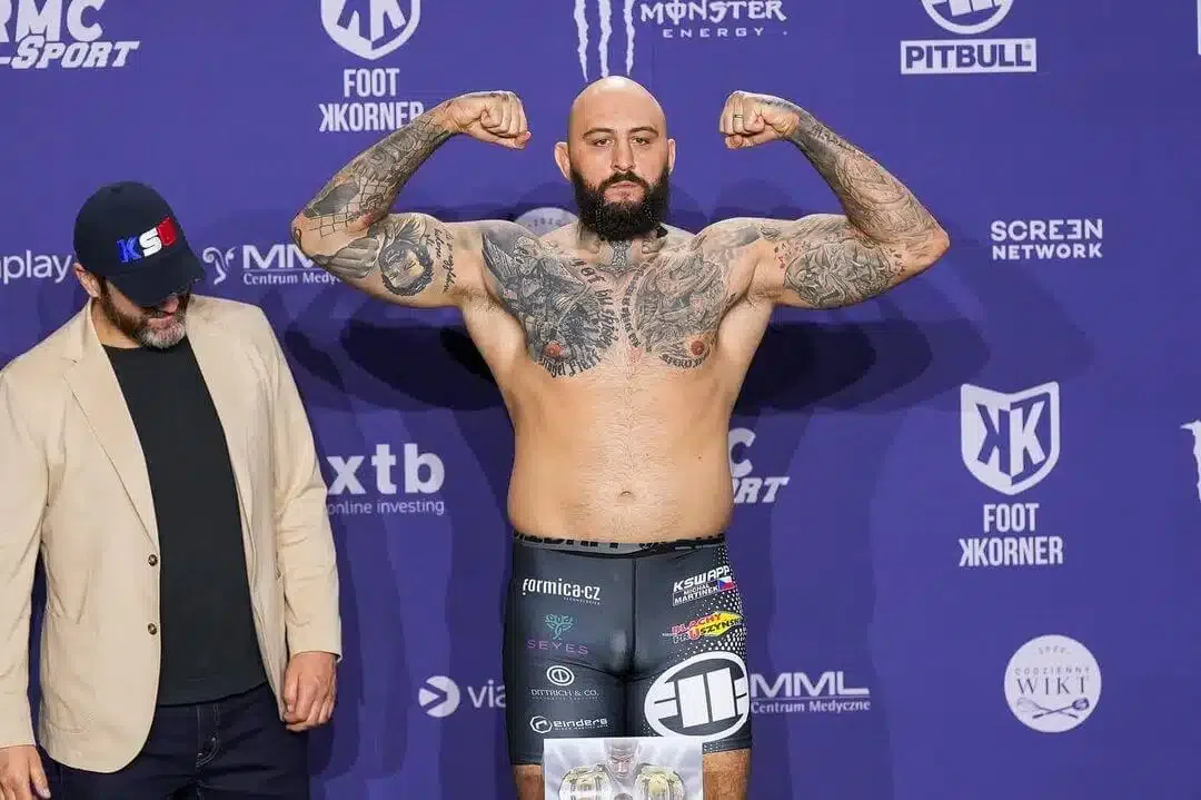 Rozdal si to s ním na férovku v postoji: Martínkov zápas v KSW priniesol brutálny obrat