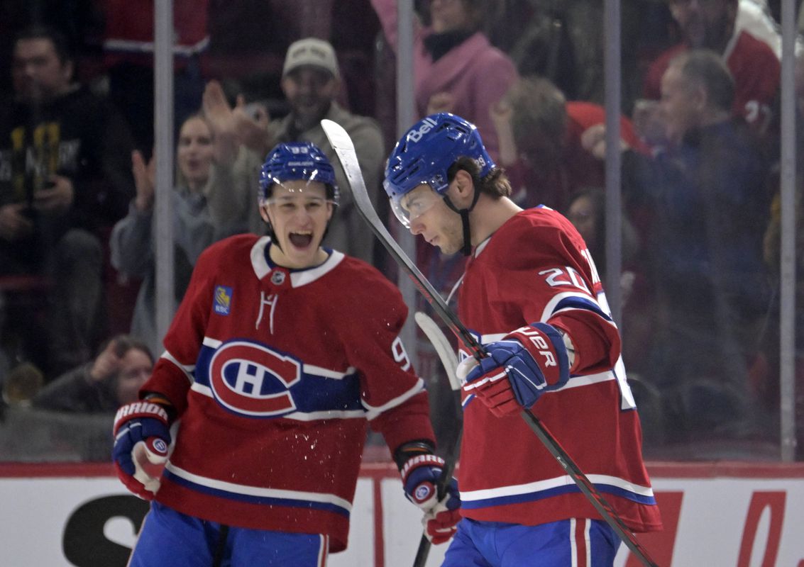 VIDEO Juraj Slafkovský skóroval v presilovke. Pozrite si ešte raz jeho desiaty gól v aktuálnej sezóne NHL