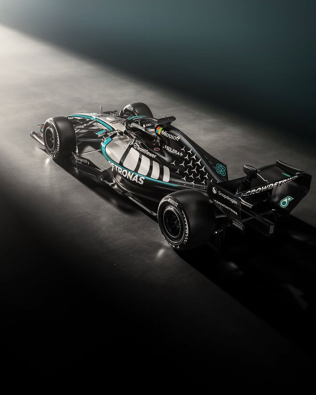 FOTO Mercedes odhalil prvé zábery monopostu na sezónu 2026. Tím je na novú éru pripravený