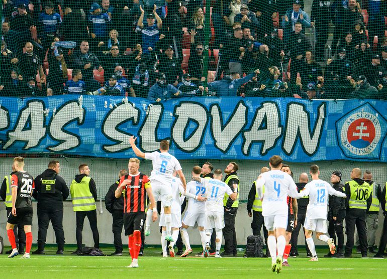 Slovan po jeseni jasný líder, stíha ho Žilina. Trnavu brzdili zranenia a Európa, berie jesenný bronz