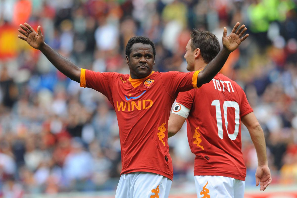 Opitý na tréningu? To nebola najväčšia hlúposť. Brazílčan prezradil, ako autom vletel do fontány