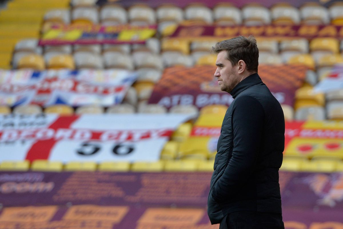 Dva dni stačili. Fanúšikovia v Anglicku vyštvali trénera, môže za to sex s neplnoletou