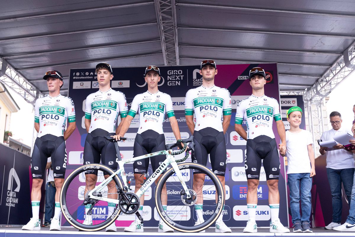 VIDEO Šok pri tréningu. Páchateľ spustil z auta paľbu na cyklistov